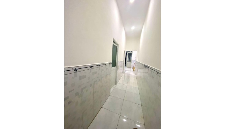 NHÀ CẤP 4 MỚI TINH - HXH - ĐANG CHO THUÊ 5Tr/ THÁNG. 52M2 CHỈ 2,98 TỶ TL.