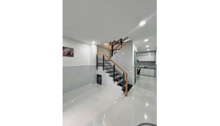 Nhà Đường Nguyễn Đình Chiểu Phường 4 Quận 3.