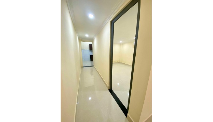 BÁN NHÀ NGAY SÂN BANH TÂN XUÂN - HẺM XE TẢI - ĐANG CHO THUÊ 6Tr/Tháng. 79 M2. GIÁ CHỈ 3,7 TỶ.