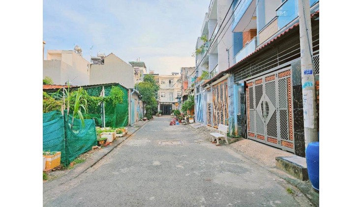 CẦN ĐI GẤP NGÔI NHÀ NHÀ NGAY TRƯƠNG VĨNH KÝ CHỈ 8 TỶ HXH CHO CON ĐI DU HỌC