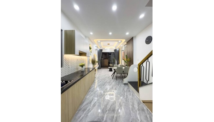 Nhà Đẹp Đường Trần Bình Trọng Quận Bình Thạnh Phường 5.