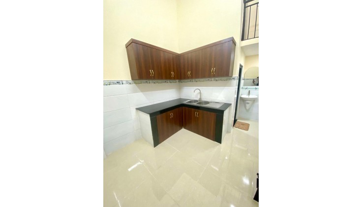 BÁN NHÀ NGAY SÂN BANH TÂN XUÂN - HẺM XE TẢI - ĐANG CHO THUÊ 6Tr/Tháng. 79 M2. GIÁ CHỈ 3,7 TỶ.