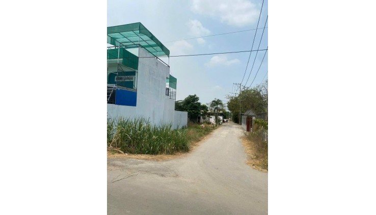 bán đất góc 2 mặt tiền xã tân thạnh đông, củ chi. dt 5x20m full thổ cư