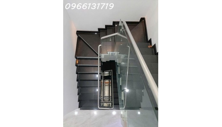 Bán nhà Mặt tiền Nguyễn Thị Sóc, Bà điểm, Hóc môn, 93m2, Giá 11 tỷ 5 TL.