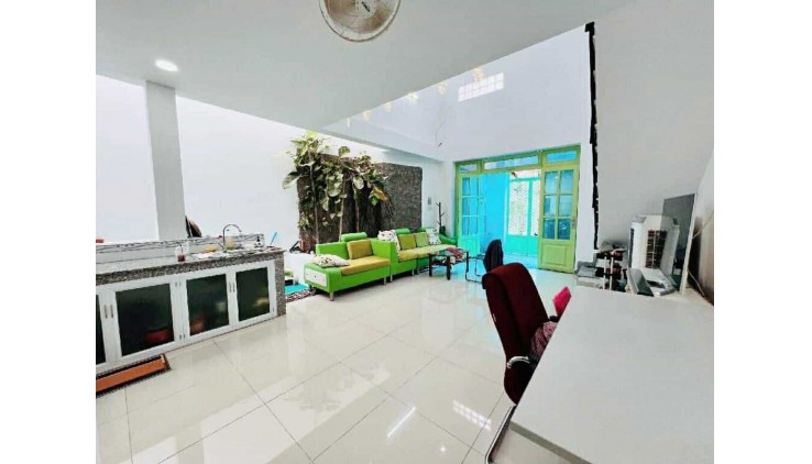 Bán nhà hxh cấp 4 có lửng full nt 70m2 Lâm Thị Hố Q12, sát Hiệp Thành City , nở hậu tài lộc , 4 tỷ nhỉnh 0932030061