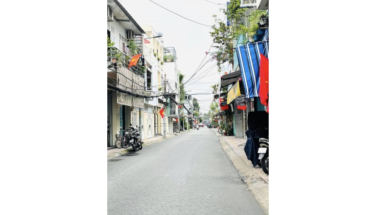 BÁN NHÀ GẤP ĐI MỸ NGUYỄN THẾ TRUYỆN  HẺM XH , 65M, GIÁ CHỈ NHỈNH 6 TỶ