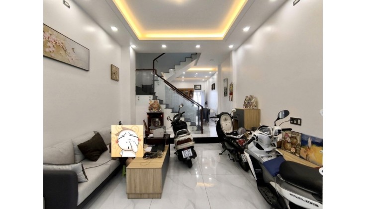 Giảm 300tr bán nhà HOÀNG HOA THÁM, BÌNH THẠNH,  3 tầng hẻm ô tô nhỉnh 7T.