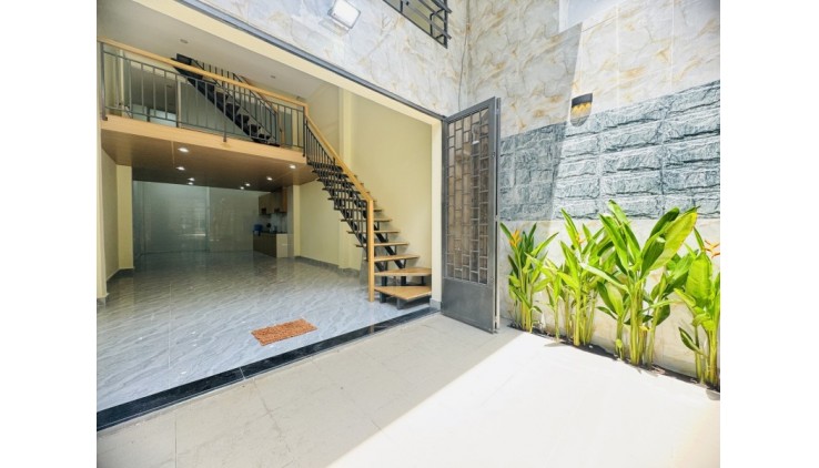 Bán nhà hẻm thông TRƯỜNG SA PHÚ NHUẬN - 65m2 - 3 tầng BTCT.