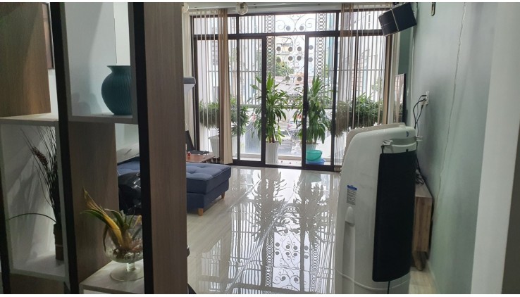 Chỉ 4.1 tỷ bán gấp nhà NGUYỄN TRỌNG TUYỂN, 4m x 10m, 3 lầu.