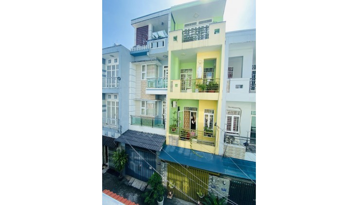 Bán nhà NGUYỄN VĂN ĐẬU, HXH, 4.3m x 16m, 4 lầu, 6 phòng, cho thuê 20tr, giá 5.4 tỷ.