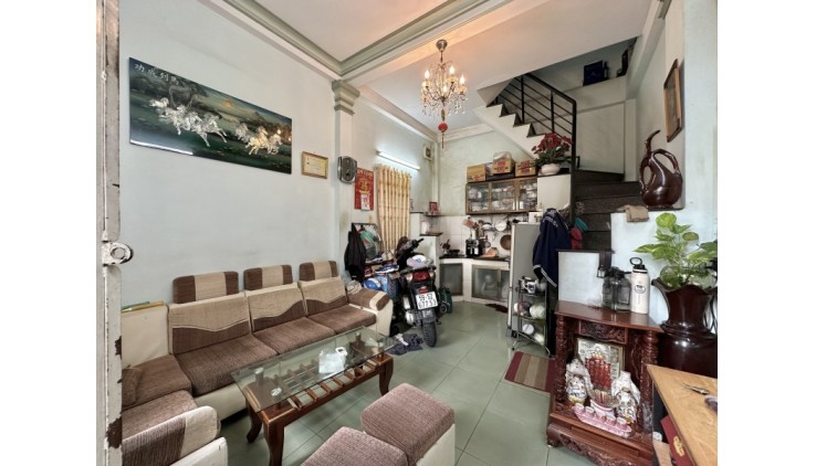Bán 2 căn nhà NƠ TRANG LONG -  8m x 15m - 4 tầng - 100m2.