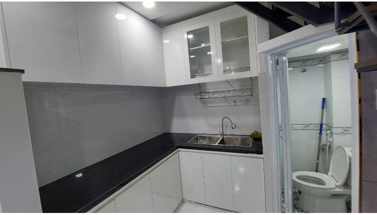 BÁN NHÀ ĐƯỜNG SỐ 19, TÂN QUY, QUẬN 7. DT: 4 X 10M, 3 LẦU, ST