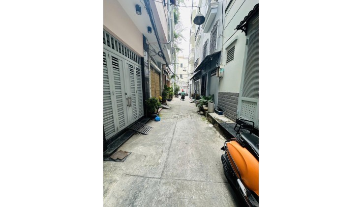 =BÁN NHÀ ĐẸP SÁT MẶT TIỀN TRẦN HƯNG ĐẠO Q5-4TẦNG-3PN,NGANG 4M-NHỈNH 4TỶ .