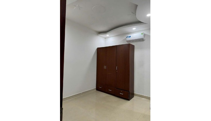 Nhàbán 50m ra NguyễnVănLượng P17 Gòvấp Ngang5m 4tầng 3PN 3WC 5tỷ95TL