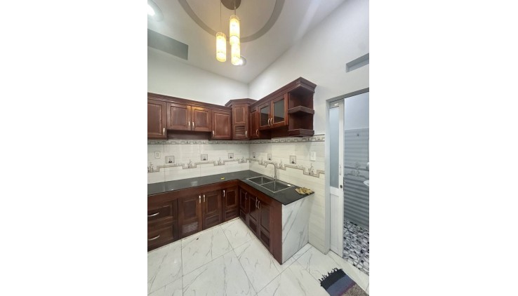 CHỈ 8 TỶ NGAY DIỆP MINH CHÂU 70M, HẺM XE HƠI, BÁN GẤP CHUYỂN NHÀ MỚI