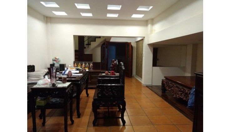 Bán Nhà MẶT TIỀN KD đường Bến Cát,Q.Tân Bình,DT:4,2mx25m,KC:Cấp 4,Giá:17.6  tỷ.