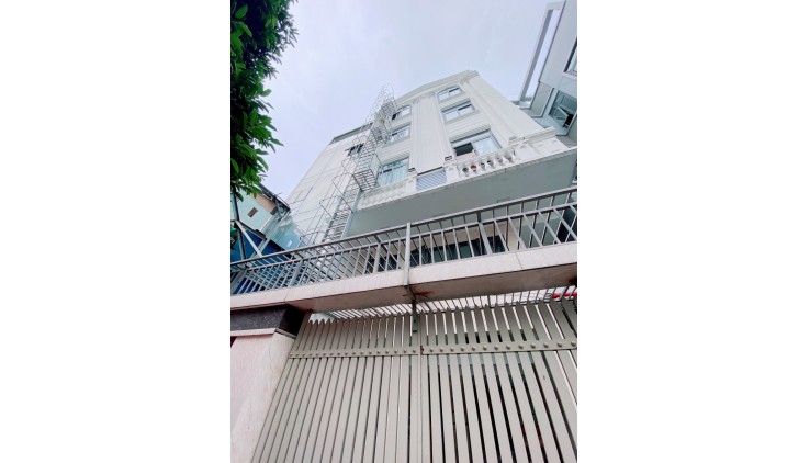 Bán CĂN HỘ DỊCH VỤ HOÀNG HOA THÁM - 170m2 - 6 tầng - nhỉnh 30 tỷ