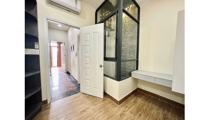 SIÊU PHẨM NHÀ PHỐ ĐẸP LUNG LINH, 6 TẦNG BTCT 5Mx12.3M, KHU PHÂN LÔ VIP, HẺM Ô TÔ TRÁNH, TẶNG NỘI THẤT, THANG MÁY CHỈ 7.98 TỶ