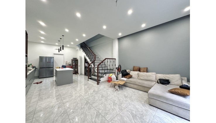 Bán nhà hẻm ô tô TRƯỜNG SA - PHÚ NHUẬN - 92m2 - 3 tầng BTCT.