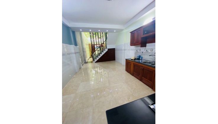 Bán nhà NGUYỄN VĂN ĐẬU, HXH, 4.3m x 16m, 4 lầu, 6 phòng, cho thuê 20tr, giá 5.4 tỷ.