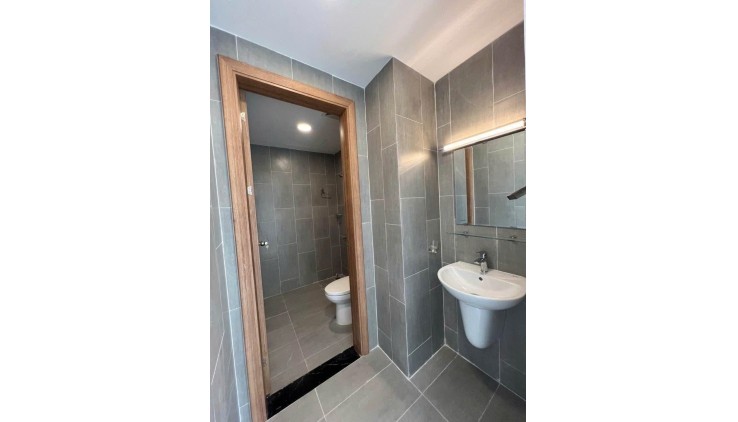 Em cần tìm bạn nữ ở ghép trong căn 2PN1WC tại căn hộ Centum Wealth Q9, view