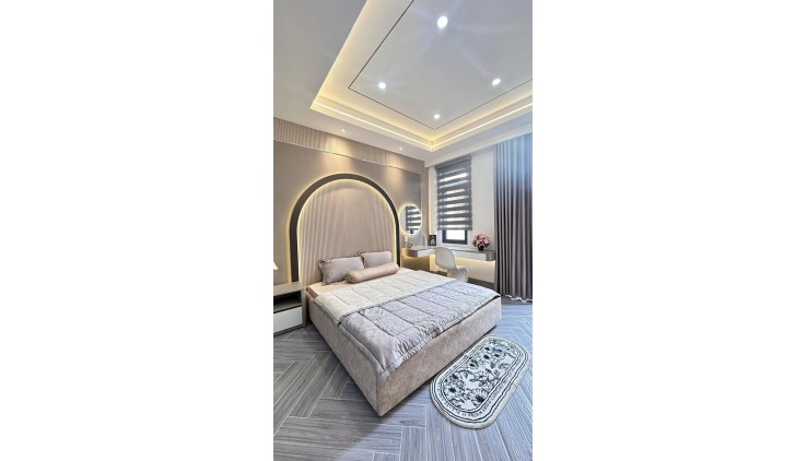 NHÀ BÁN LÝ THÁNH THÔNG CHỈ  8 TỶ,80M, HẺM XE HƠI, ĐANG CHO THUÊ 8TR/THÁNG