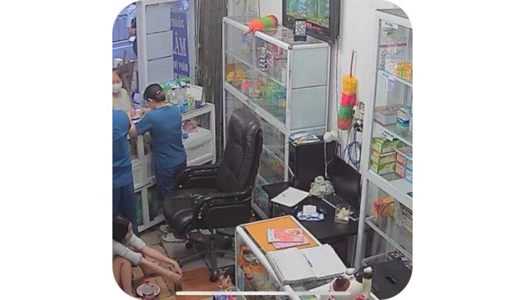 Do mua được nhà. Sang gấp nhà thuốc ngã tư bốn xã, mặt tiền đẹp