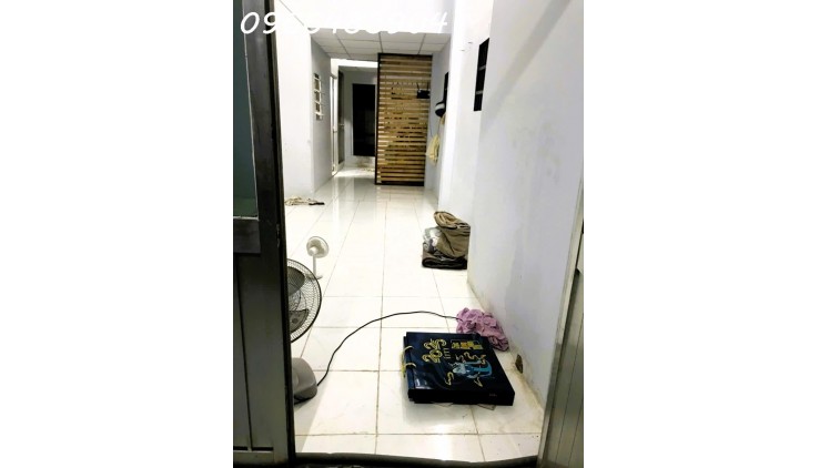 Cho thuê nhà 2pn mặt tiền đường 6 - Linh Xuân