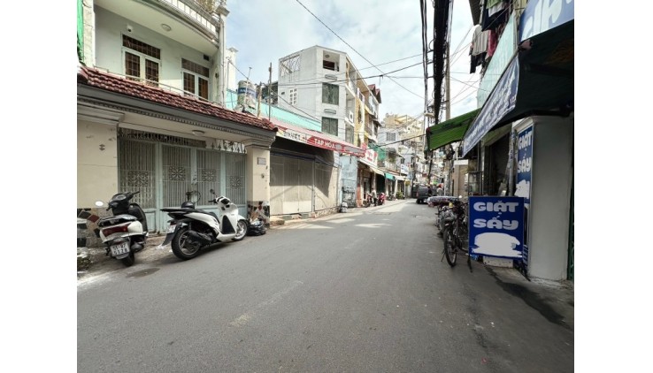 Bán gấp mặt tiền NGUYỄN THƯỢNG HIỀN - B THẠNH -  nở hậu 10m dài 17m