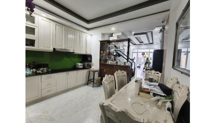 Bán nhà HXH Q,T.PHÚ  4 TẦNG - 60m2 gần Chợ, AEON Tân Phú giá chỉ 6 tỉ xx