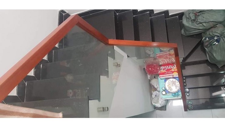 Giảm 200 tr bán nhà HÀN HẢI NGUYÊN, Q11, HXH, nhỉnh 4 tỷ