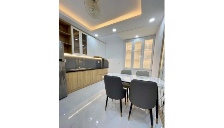 nhà cho thuê chính chủ 8 phòng hẻm oto giá 26tr