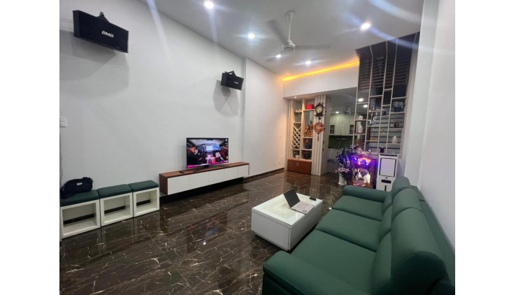 Nhà nguyên căn chính chủ cho thuê 7 phòng ngủ 22tr