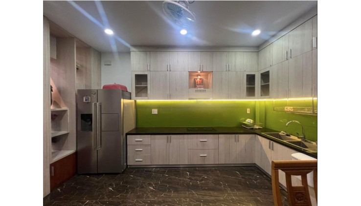 Nhà nguyên căn chính chủ cho thuê 7 phòng ngủ 22tr