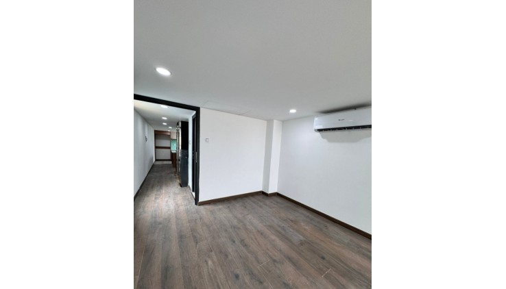 Cho thuê nhà chính chủ 13p mặt tiền giá 55tr