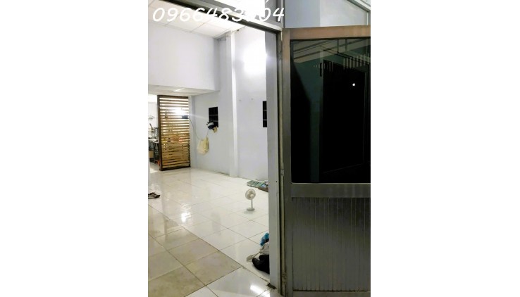 Cho thuê nhà 2pn mặt tiền đường 6 - Linh Xuân