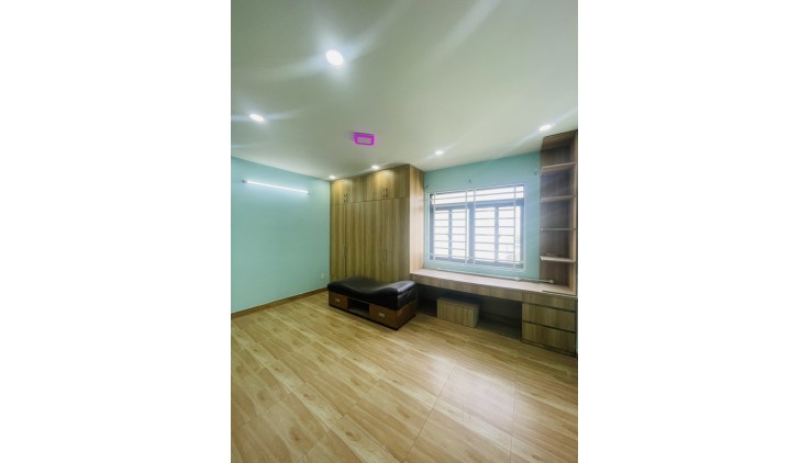 Bán nhà Mặt Tiền Trịnh Quang Nghị, Quận 8, 120m2, 4 tầng, chỉ 8.5 tỷ, không quy hoạch