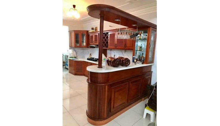 Giảm 500 triệu bán nhà NGUYỄN THIỆN THUẬT, Q3, 70m2, 8.5 tỷ.