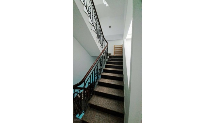 Bán nhà phố (5x18m) 4 tầng đường 20m sát cv bờ sông, Phường Phú Mỹ, Quận 7. Giá chỉ 13 tỷ8