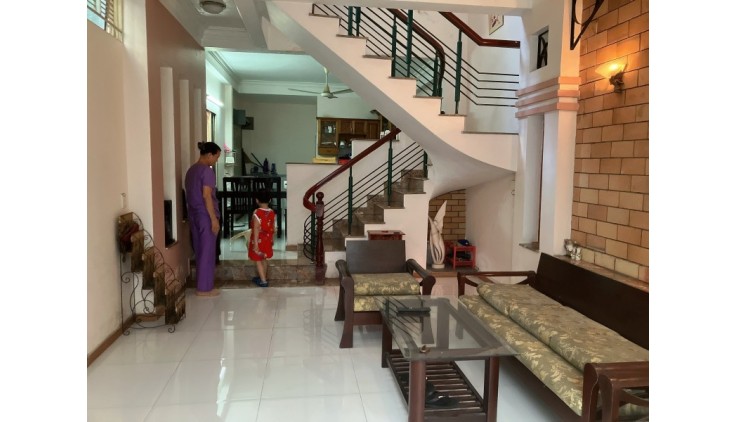 Bán gấp nhà ĐIỆN BIÊN PHỦ BÌNH THẠNH  gần HXH 4 tầng 4 phòng ngủ