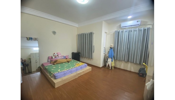 Nhà HUỲNH VĂN BÁNH -  5m x 14m - 4 tầng - hẻm ô tô sổ A4 hoàn công đủ