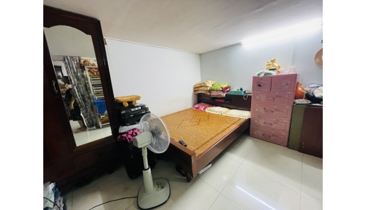 Bán nhà Hẻm xe tải 6m Đường Độc Lập, Quận Tân Phú, 54m², 3,8 tỷ.