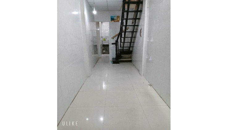 Bán nhà HXH đường 3 tháng 2, P14, Q10, 2 tầng, 18m2 công nhận đủ.