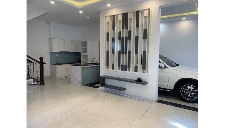 **Bán nhà phường 7 Tân Bình** mặt tiền Đặng Lộ, trục CMT8; 58m2, 4 lầu