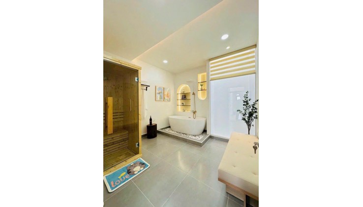 ***Bán nhà đường Lam Sơn, phường 2 Tân Bình; nhà đẹp, nở hậu, 5 tầng