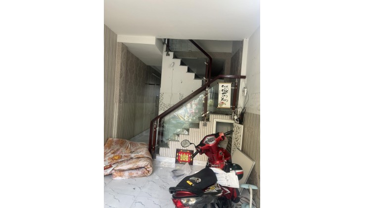 Bán nhà mặt tiền kinh doanh Lê Ngã, Phú Trung, Tân Phú, 30m2, 2 tầng, chỉ 3.7 tỷ.