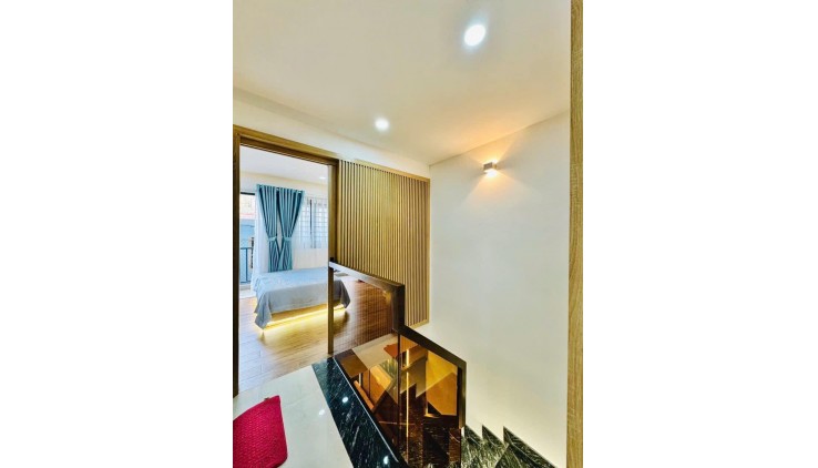 ***Bán nhà đường Trường Sơn Tân Bình, phường 2 Tân Bình; (4*17), 2 lầu