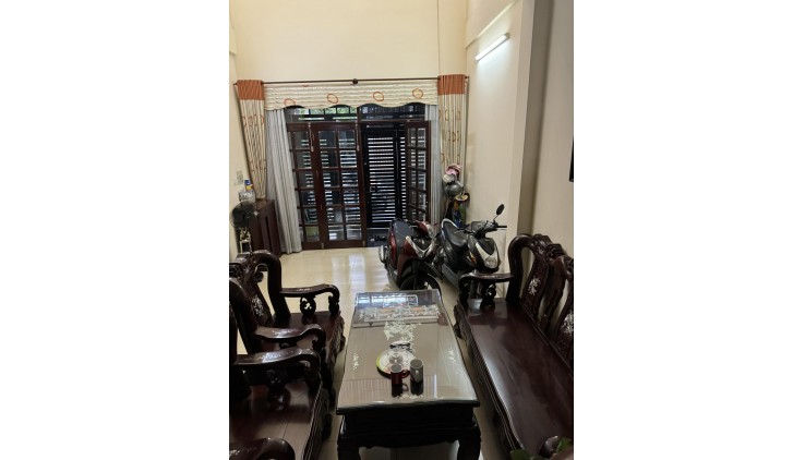**Bán nhà hẻm 127 Ba Vân**, P.14 Tân Bình, 4,2*23m, 2 tầng, 110tr/m²