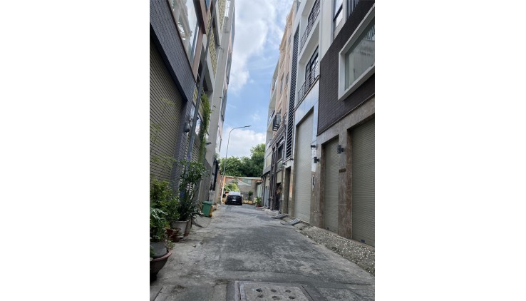 ***Bán nhà hẻm 210 Bùi Thị Xuân, phường 3 Tân Bình; 4x17 nở hậu; 3 lầu