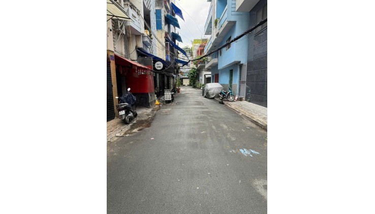 **Bán nhà hẻm 766 Cách Mạng Tháng 8** phường 5 Tân Bình, 4x15, 2 tầng